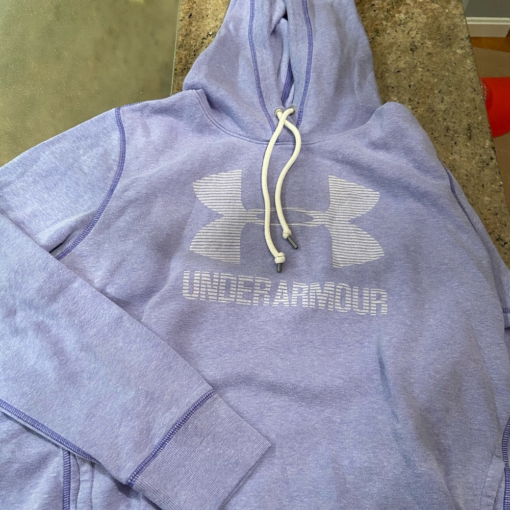 Under armor sweatshirt